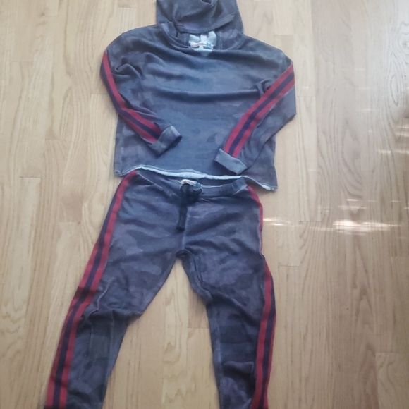 Vintage Havana Other - Vintage Havana camouflage sweatpants/sweatshirt